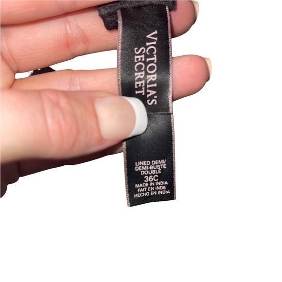 VICTORIA’S SECRET Black Lined Demi/Demi-Buste Double 36C - Picture 5 of 7